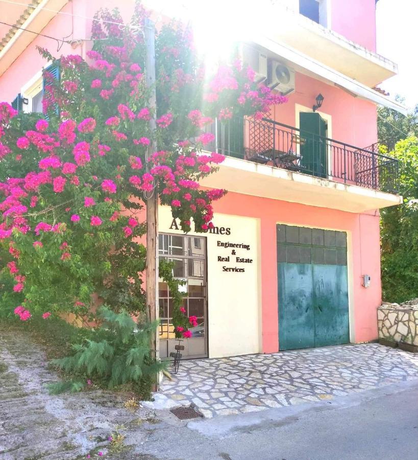 Voukamvilia Boutique Apartment Ágios Matthaíos 外观 照片